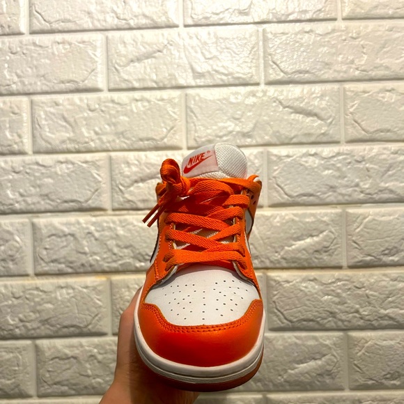 SOLD - Syracuse low dunks - Picture 2 of 4